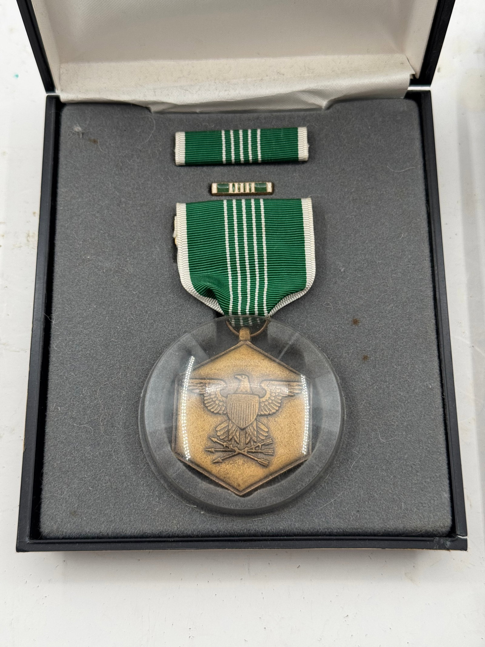 Named Bronze Star and Commendation US Medals in Cases - 2
