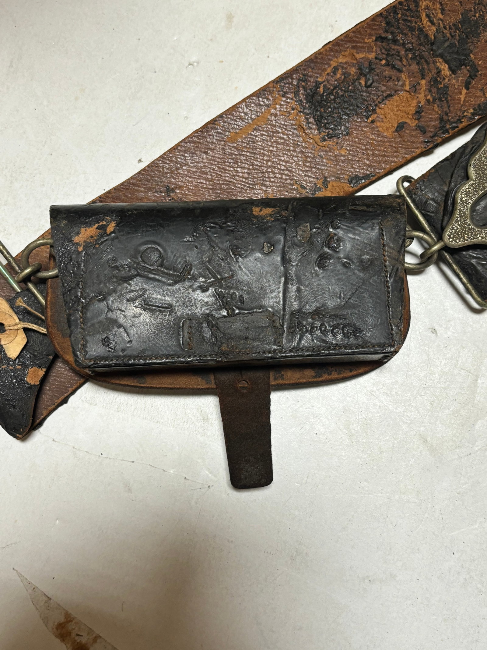 French WWI Canteen and Pre WWI Belt - 7