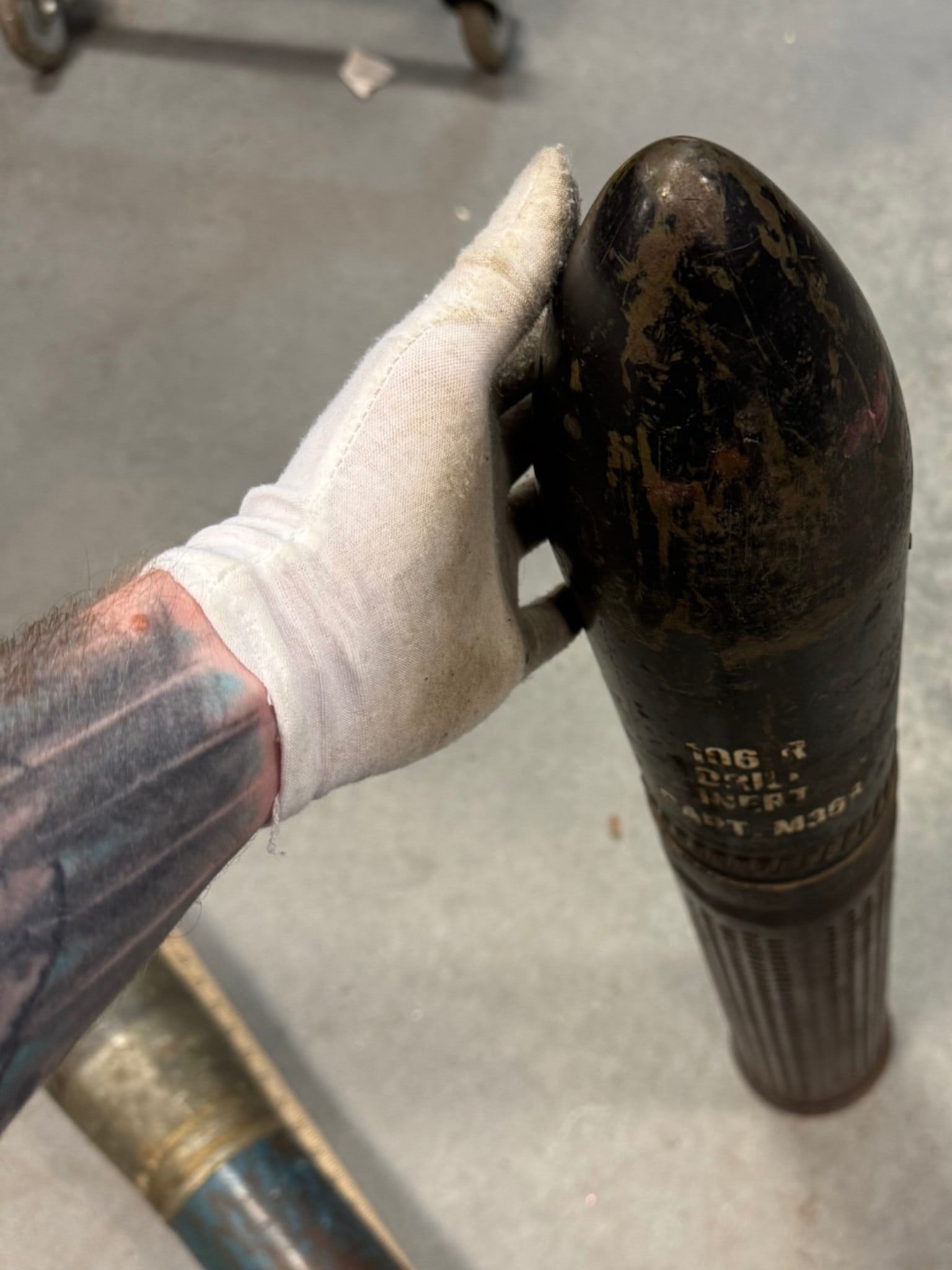 Large & Collectible Cold War U.S. Military 106mm Dummy Recoiless Round for M40 Recoilless Rifle - 3