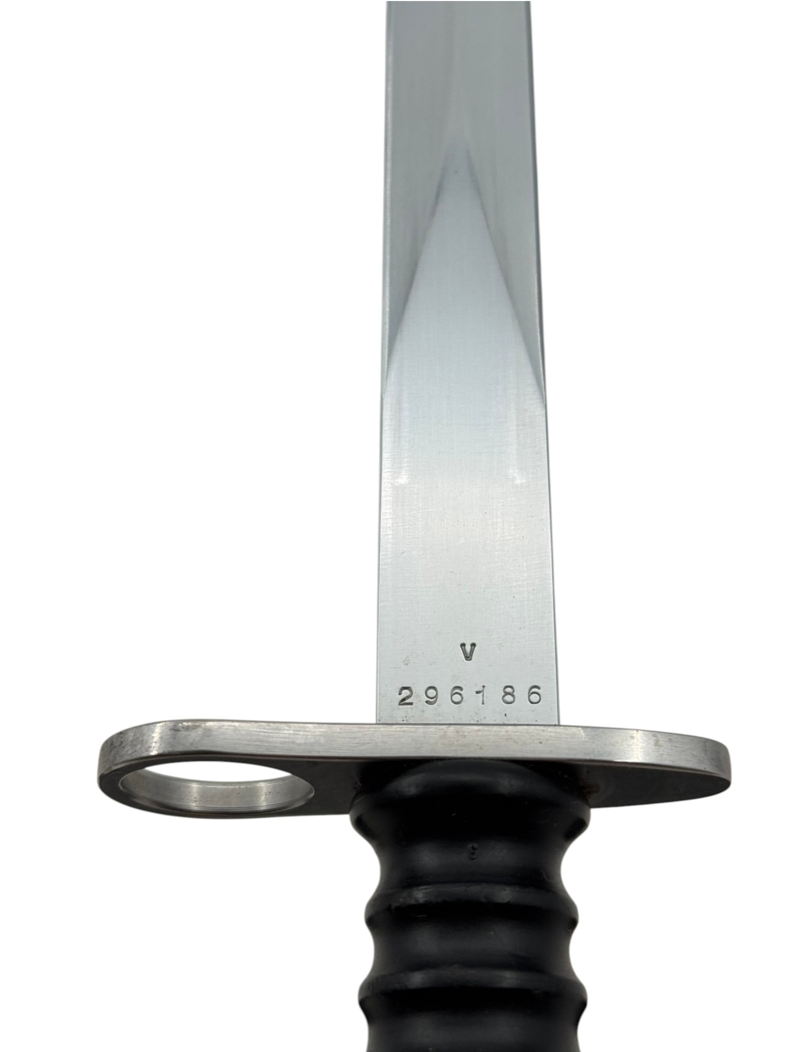 Swiss Military SIG M57 Bayonet with Scabbard by Victorinox - 4