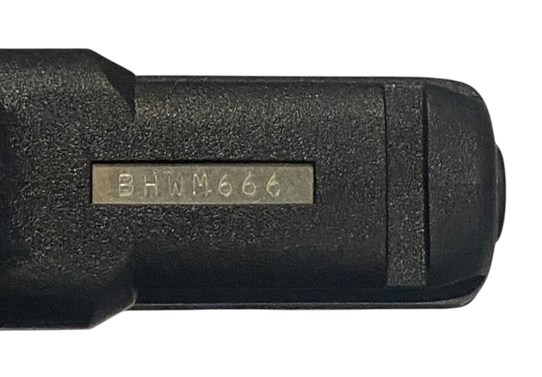 Excellent Austrian Glock 19 Gen 4 Semi-Automatic 9mm Pistol in Case w/ 3 Mags - 7