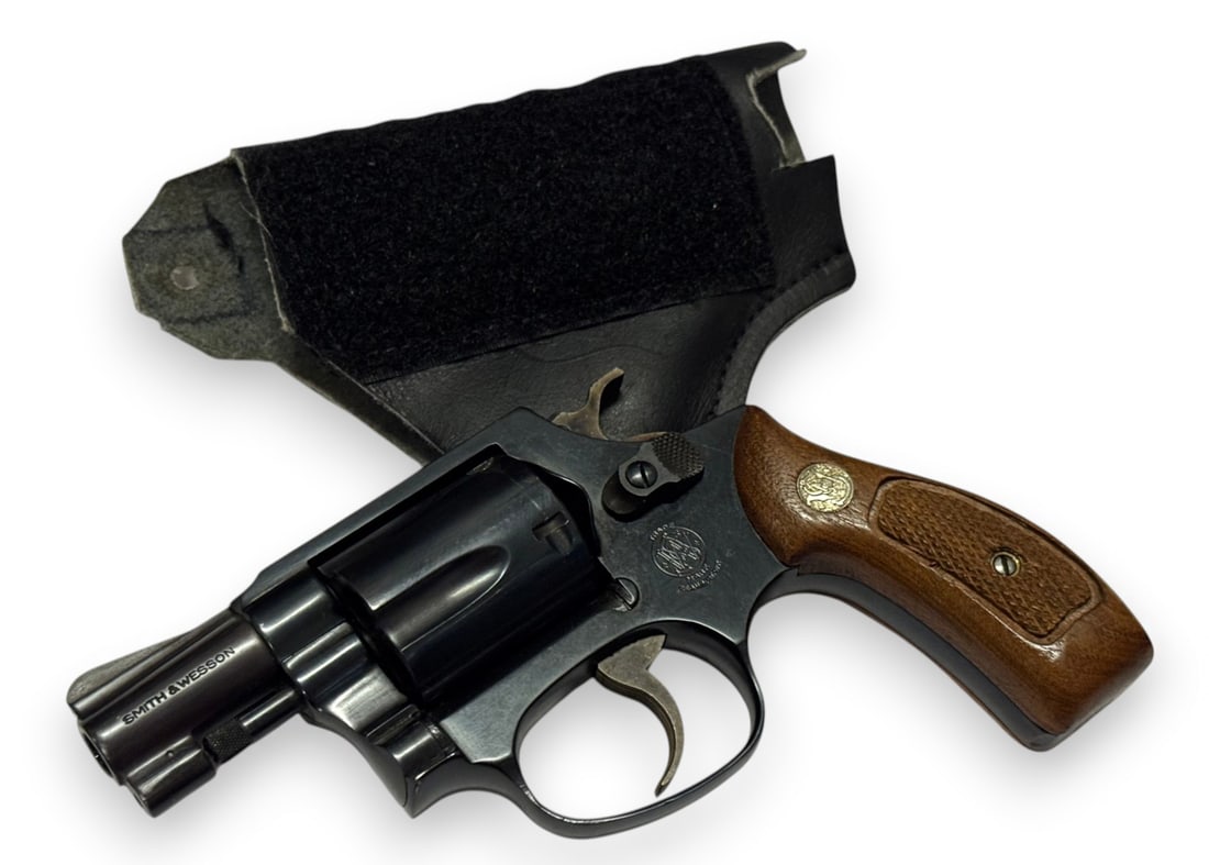Excellent ATF Presentation 1982 Smith & Wesson Model 36 Chief's Special .38 SPL Revolver w/ Holster - 2