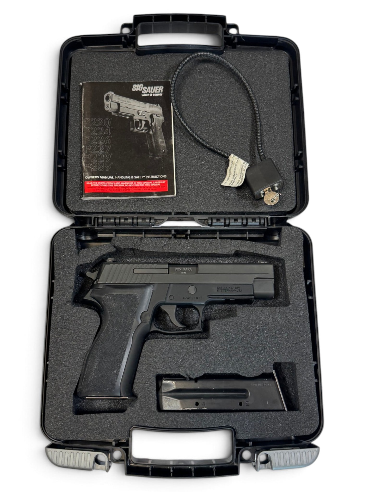 LNIB Sig Sauer Model P226 Semi-Automatic 9mm Pistol in Box with 2 Magazines - 2
