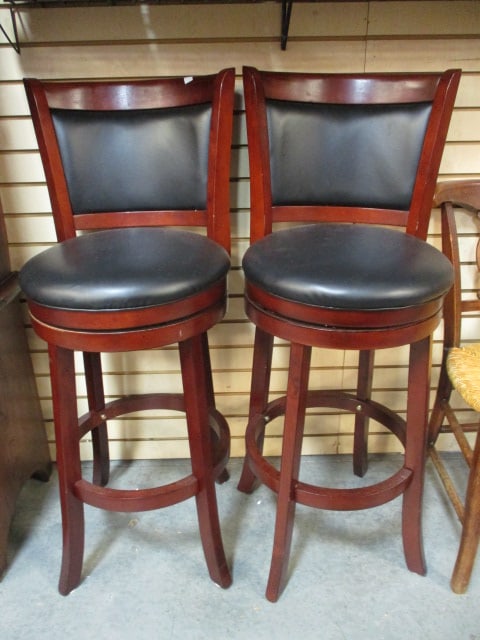 Pair of Leather Seat Swiveling Bar Chairs: 16 1/2"w, 29 3/4" seat height, Local Pickup Only