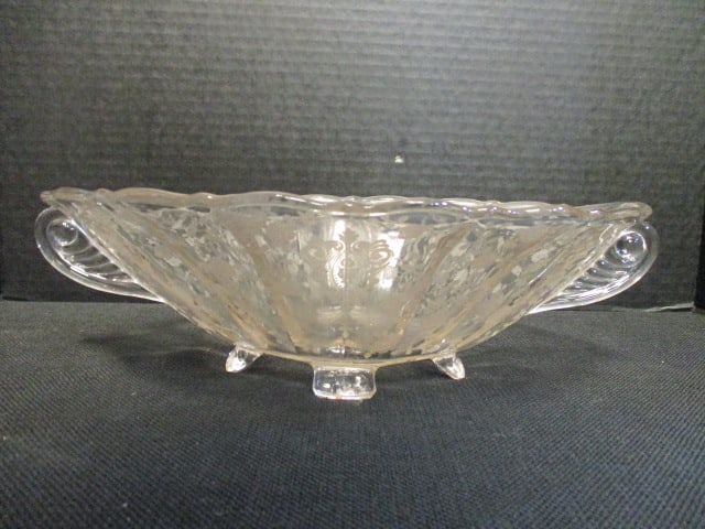 Elegant Glass Footed Console Centerpiece Bowl: 12 1/2" handle to handle, 3 1/2"h