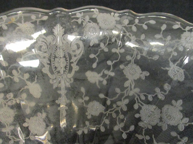 Elegant Glass Footed Console Centerpiece Bowl - 3