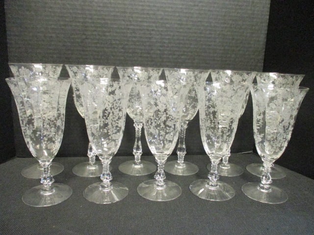 Elegant Glass Crystal Goblets and Wine Glasses (1 of 6)