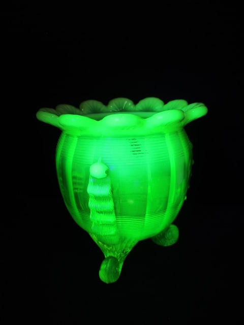 Footed Yellow Uranium/Vaseline Glass Opalescent Jar: 4 1/4"h