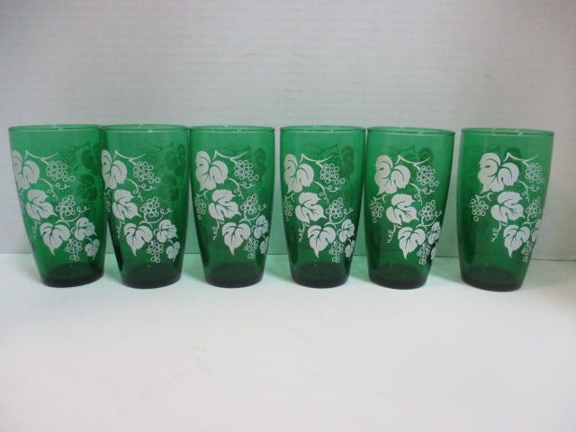 Six Libbey Green Glass Tumblers with Grapevine Motif: 5 1/4"h