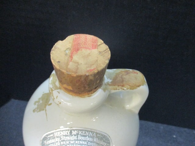 Vintage Henry McKenna Kentucky Whiskey Jug - 4