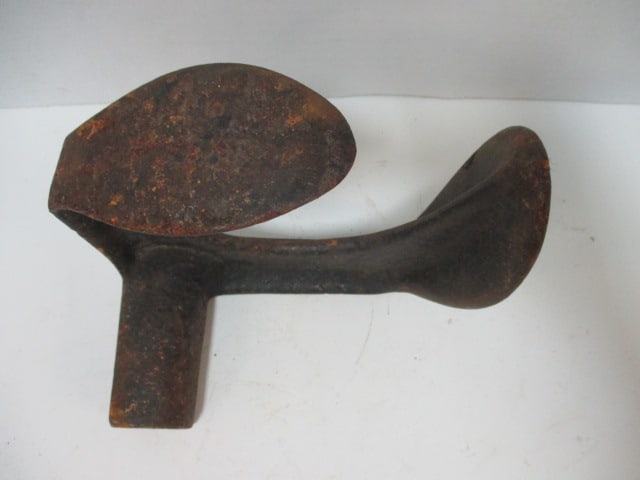 Antique Cast Iron Cobbler's Shoe Last Anvil with Square Mounting Shank - 2