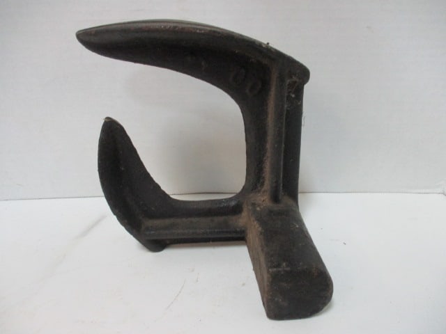 Antique Cast Iron Cobbler's Shoe Last Anvil with Square Mounting Shank: 7 1/2"h, Local Pickup Only