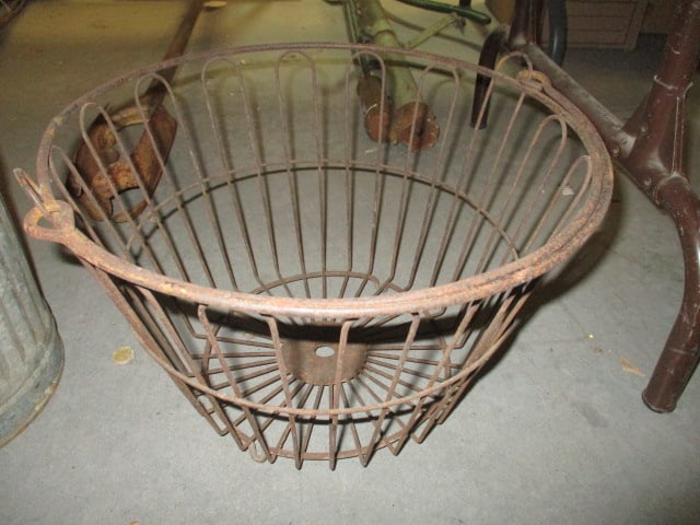 Old Wire Gathering Basket: 14 1/4"dia x 9 1/2"h(16 1/2"h handle up)