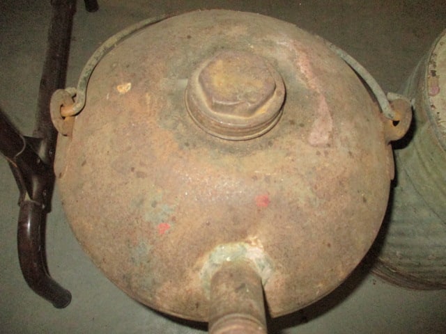 Old P. Wall 5 Gallon Metal Gas Can with Bail Handl - 2
