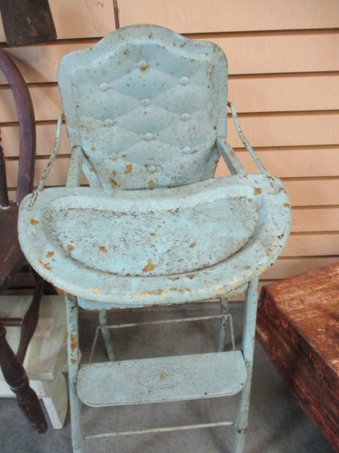 Vintage Amsco Pressed Tin Child's Doll High Chair - 4