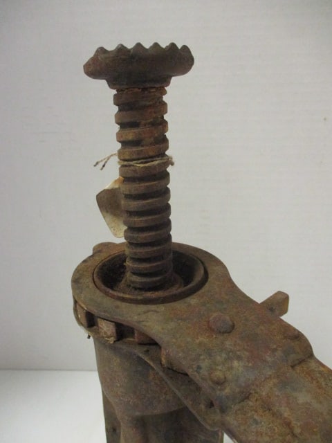 Old Screw Jack - 3