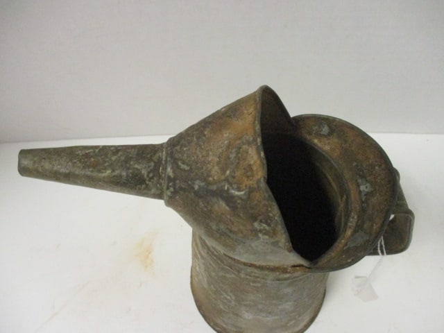 Vintage 1 Quart Liquid Tin Galvanized Steel Oil Can - 2