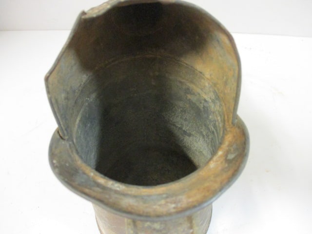 Vintage 1 Quart Liquid Tin Galvanized Steel Oil Can - 3