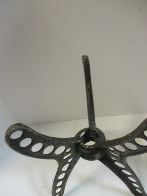 Vintage RIE Cast Iron Camp Kettle and Foster No. 3 Stand - 4