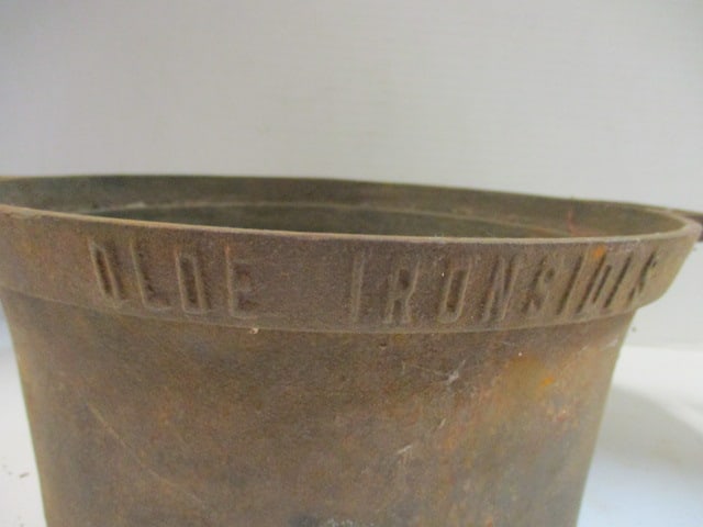 Old Cast Iron "Olde Ironsides" Stock Pot Fryer - 3