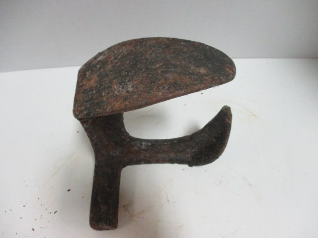 Antique Cast Iron Cobbler's Shoe Last Anvil with Square Mounting Shank - 2