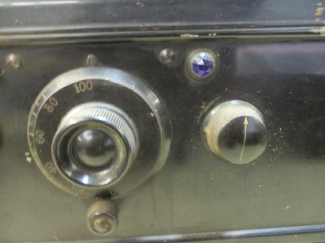 Antique 1947 Atwater Kent Radio Model 55 Table Top Tube Radio - 3