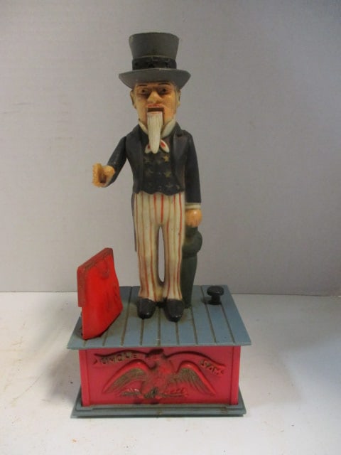 1975 Emerson Molded Plastic "Uncle Sam" Coin Bank (1 of 7)