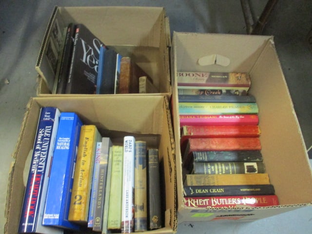 Grouping of Novels, Reference Books and Health Books: See pictures and preview for titles, Local Pickup Only