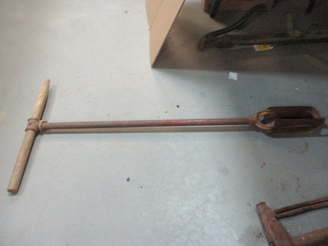 Old Iwan Bros. South Bend, Ind. T-Handle Planting Auger: 46" long, wooden handle steel shaft, some rust, Local Pickup Only