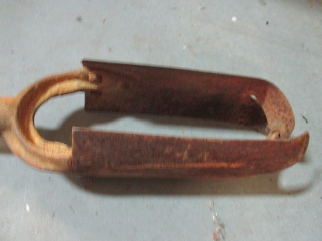 Old Iwan Bros. South Bend, Ind. T-Handle Planting Auger - 2