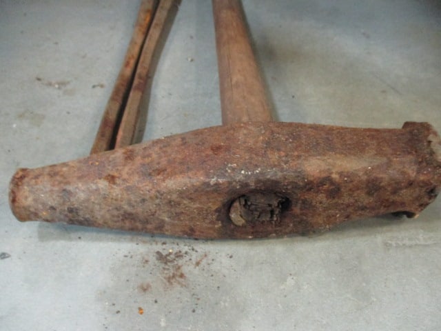 Wood Handle Blacksmith Cross Peen Sledge Forging Hammer and Pair of Blacksmith Tongs - 3