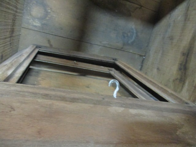 Old Rustic Wooden Crate and Two Wood Picture Frames - 3