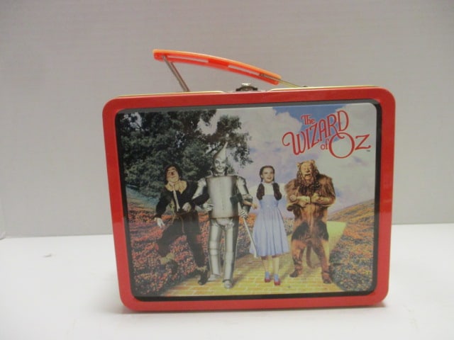 Wizard of Oz 1998 Metal Lunchbox by Turner Entertainment: .