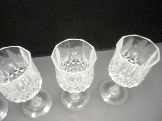 Crystal Diamant Cut Geometric Stemware 4 1/2" - 3