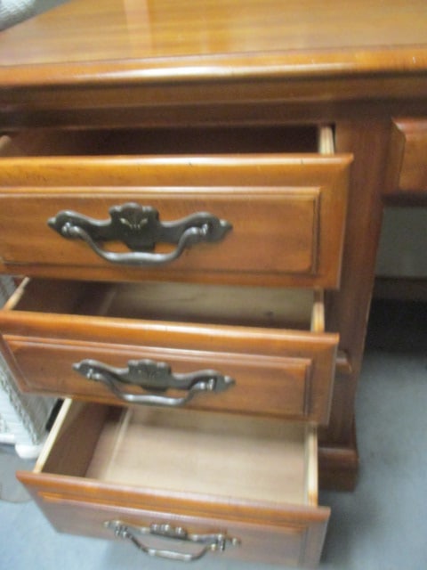 4 Drawer Wood Desk - 7