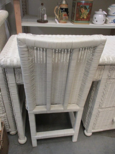 White Wicker 4 Drawer Desk & Chair - 10