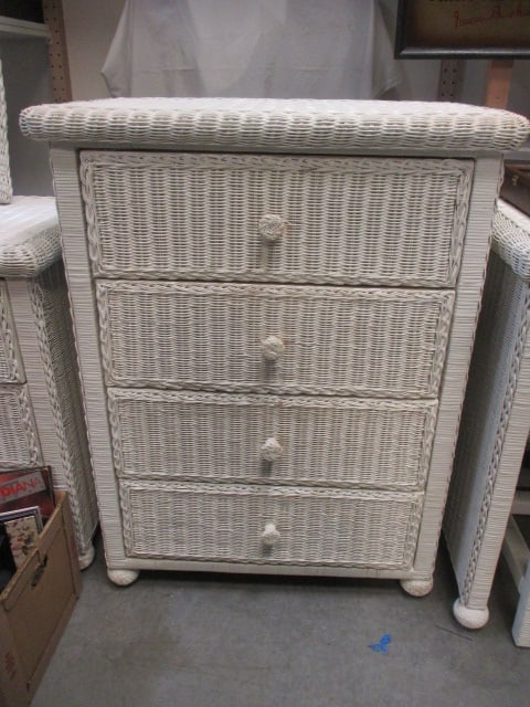 White Wicker 4 Drawer Chest of Drawers