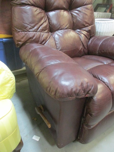 Burgandy Lazyboy Manual Recliner - 5