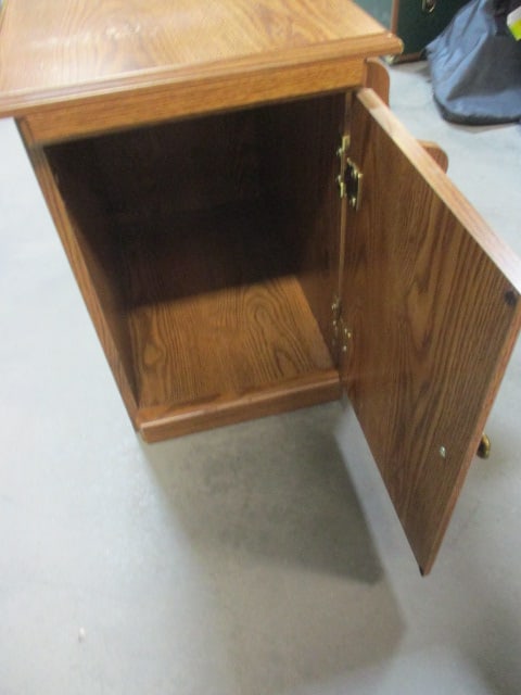 1 Door Magazine Rack Side Table - 4