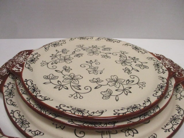 Temptations (Lot of 4) Tara Floral Lace Serving Platters/Underplates - 4