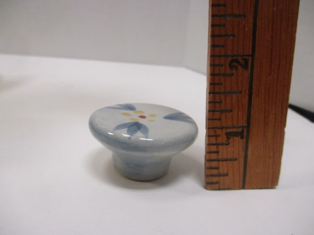 Temptations Ceramic Floral Cabinet Knobs (33) - 4
