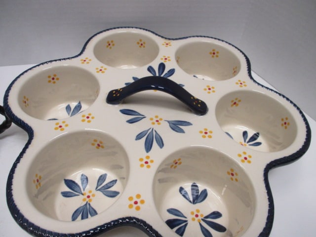 Temptations Old Worl Blue 6 Cup Muffin Pan & 2 Mugs - 2