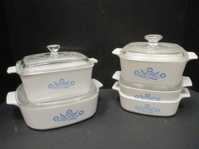 Corning Ware Cornflower Blue Casserole Dishes (Lot of 5): .