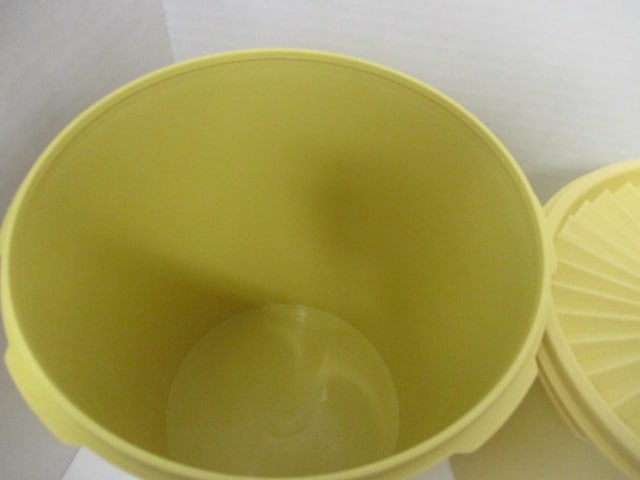 Tupperware Vtg. Yellow 4 PC Canister Set - 3