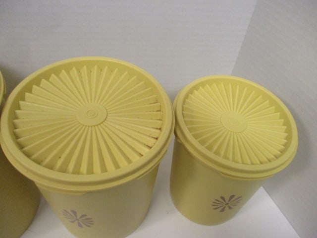 Tupperware Vtg. Yellow 4 PC Canister Set - 6
