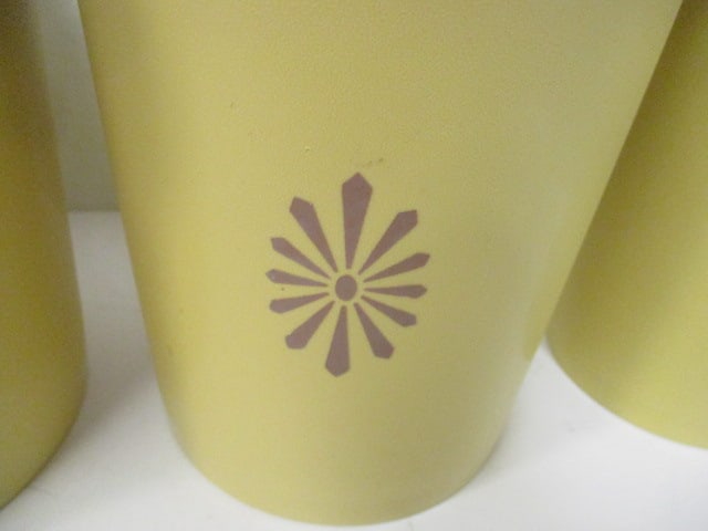 Tupperware Vtg. Yellow 4 PC Canister Set - 8