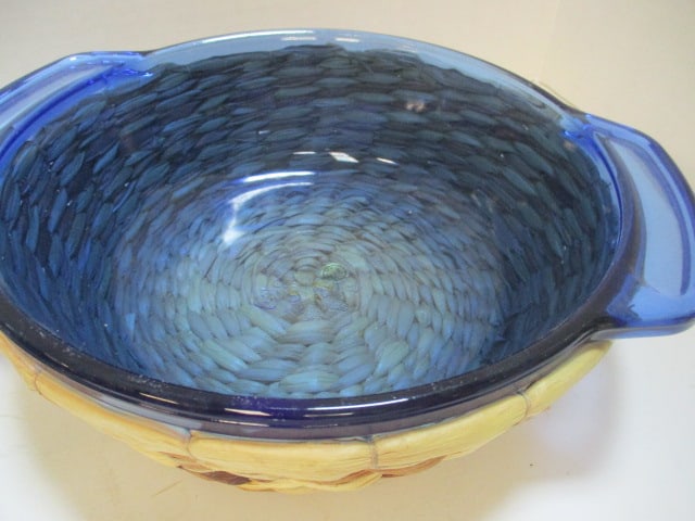 Cobalt Blue Casserole w/Basket & Black Casserole Dish - 7