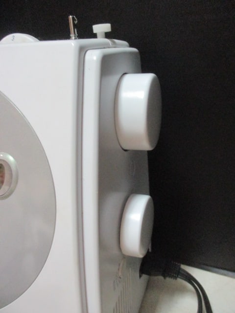 Bernette by Bernina Model 66 Sewing Machine - 7