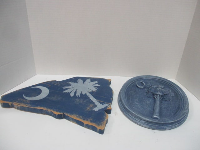South Carolina Emblem (Lot of 2) Wall Art: .