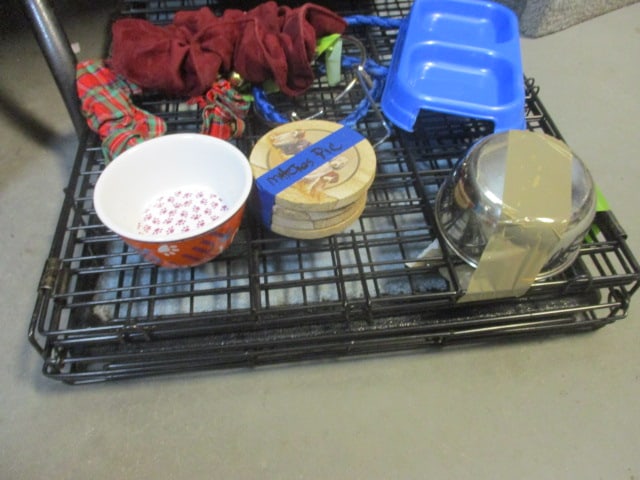 Small Metal Dog Crate & Dog Accessories - 7